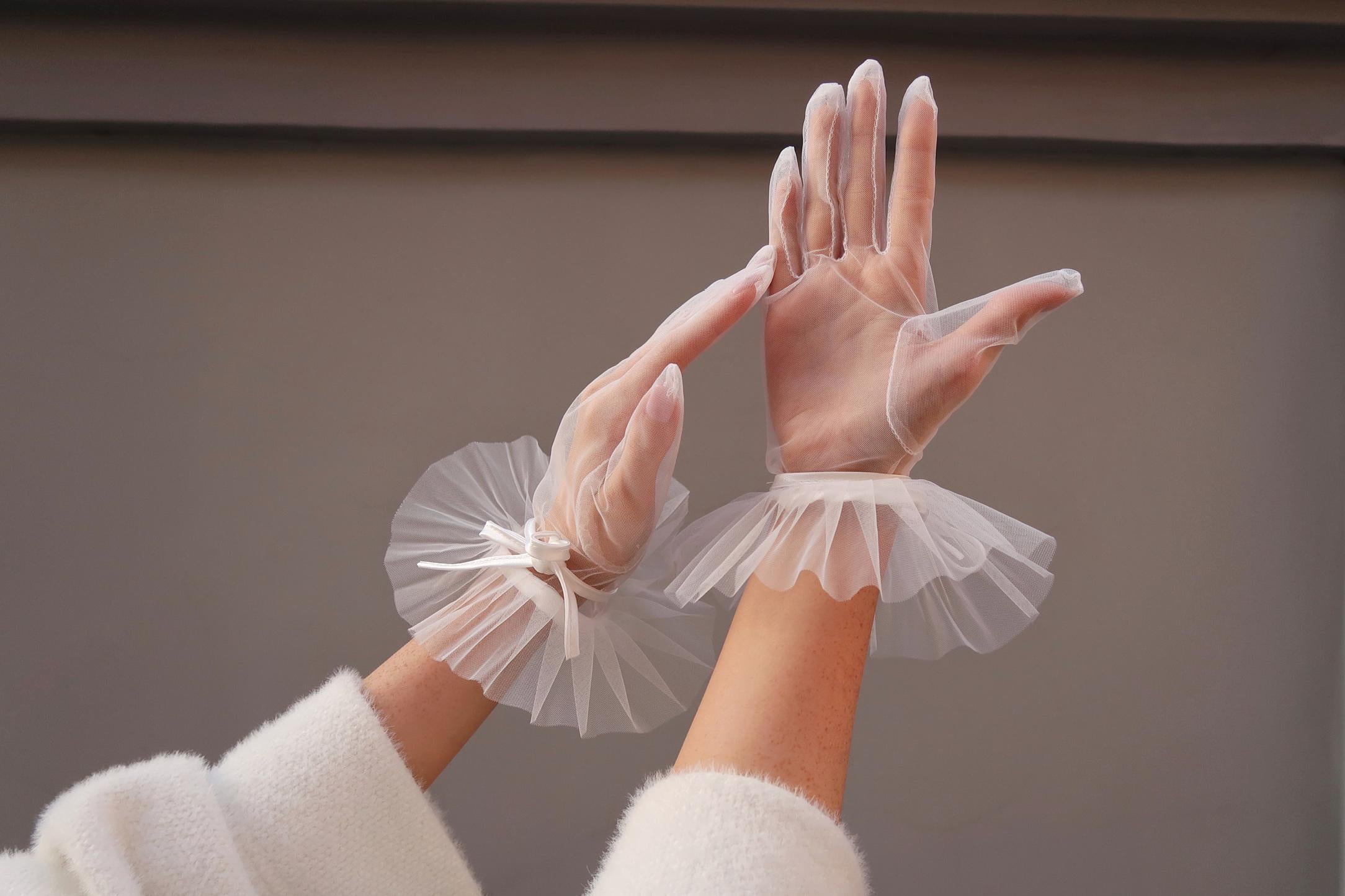 Short Bridal Gloves, Chiffon Gloves with Ribbon