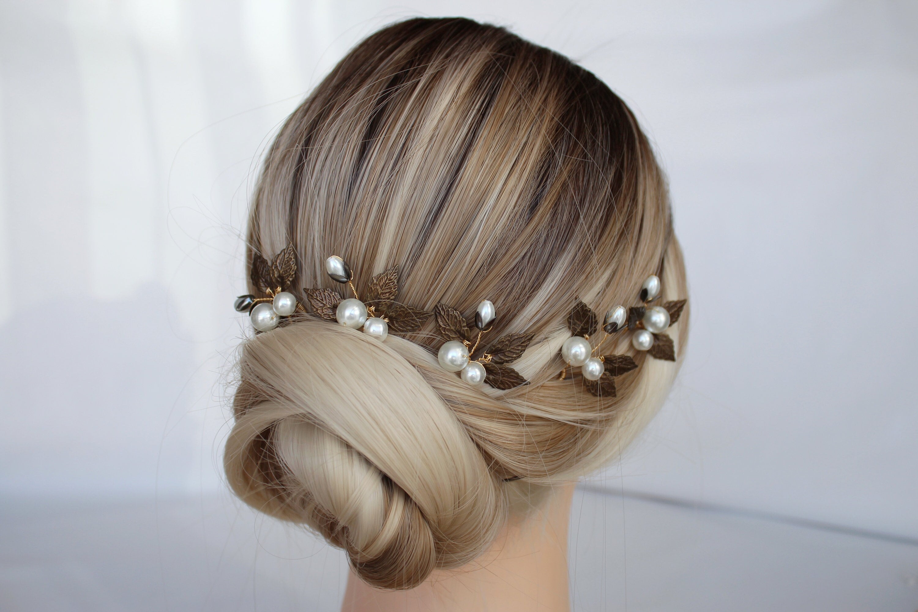 Vintage Pearl Hair Pins: Bronze Leaf Bridal Hair Accessory