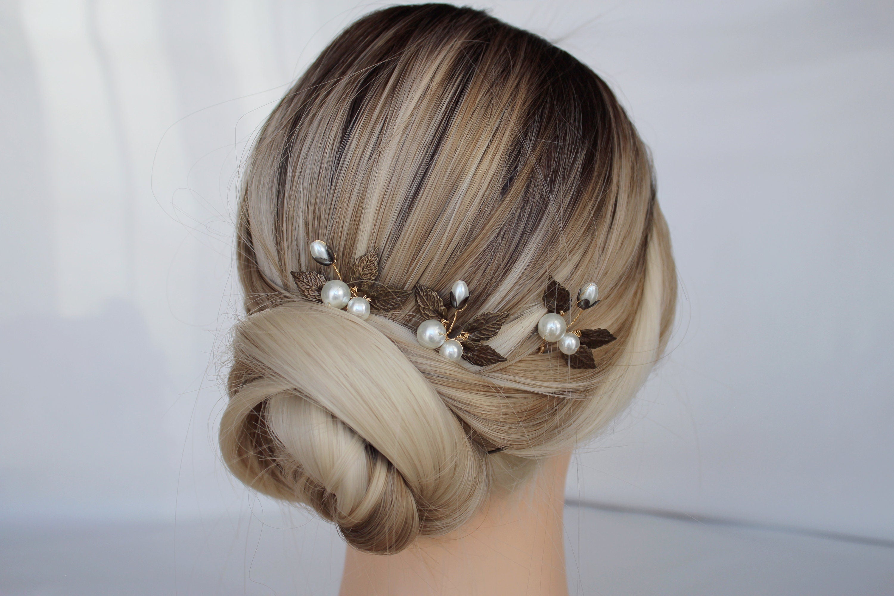 Vintage Pearl Hair Pins: Bronze Leaf Bridal Hair Accessory