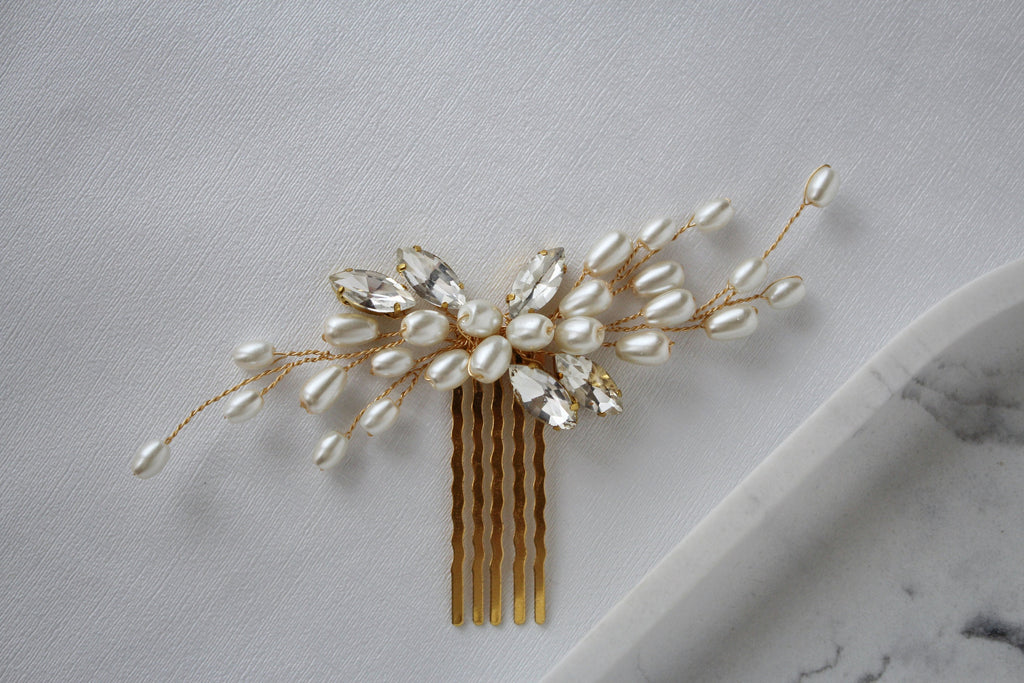 Pearl Wedding Hair Comb: Gold Bridal Hairpiece