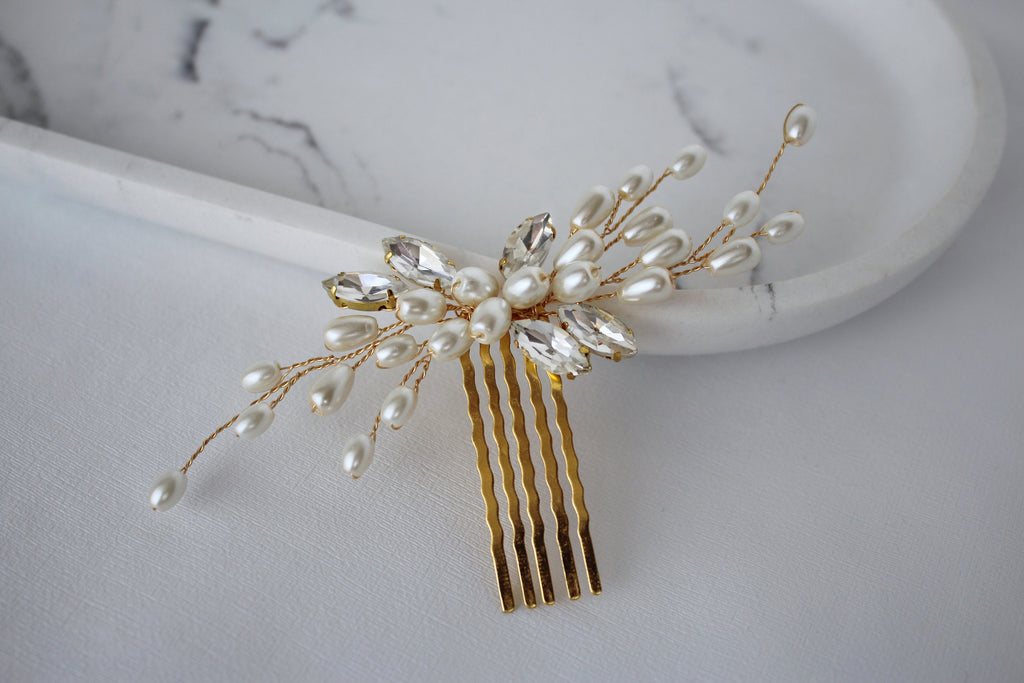 Pearl Wedding Hair Comb: Gold Bridal Hairpiece