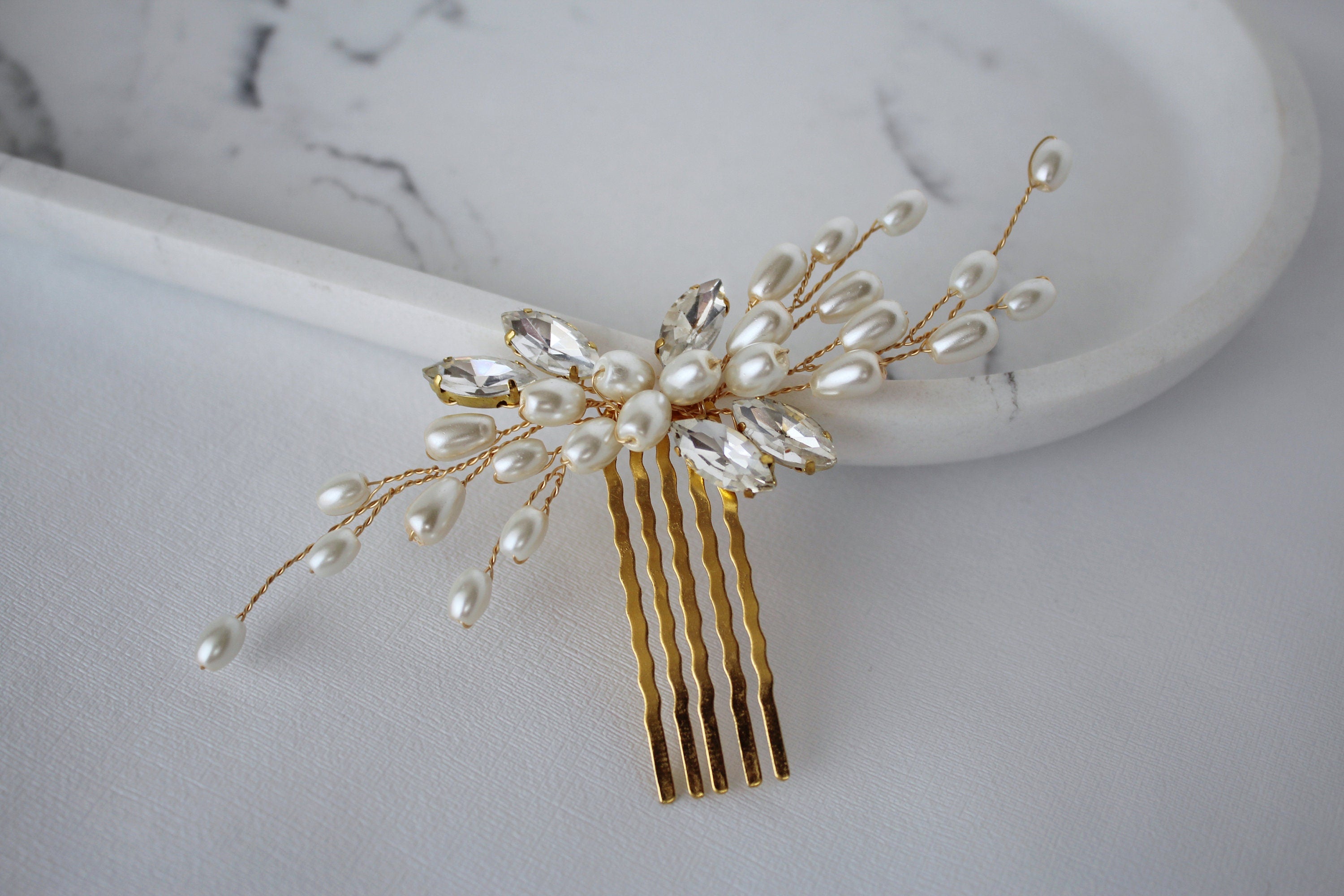 Pearl Wedding Hair Comb: Gold Bridal Hairpiece