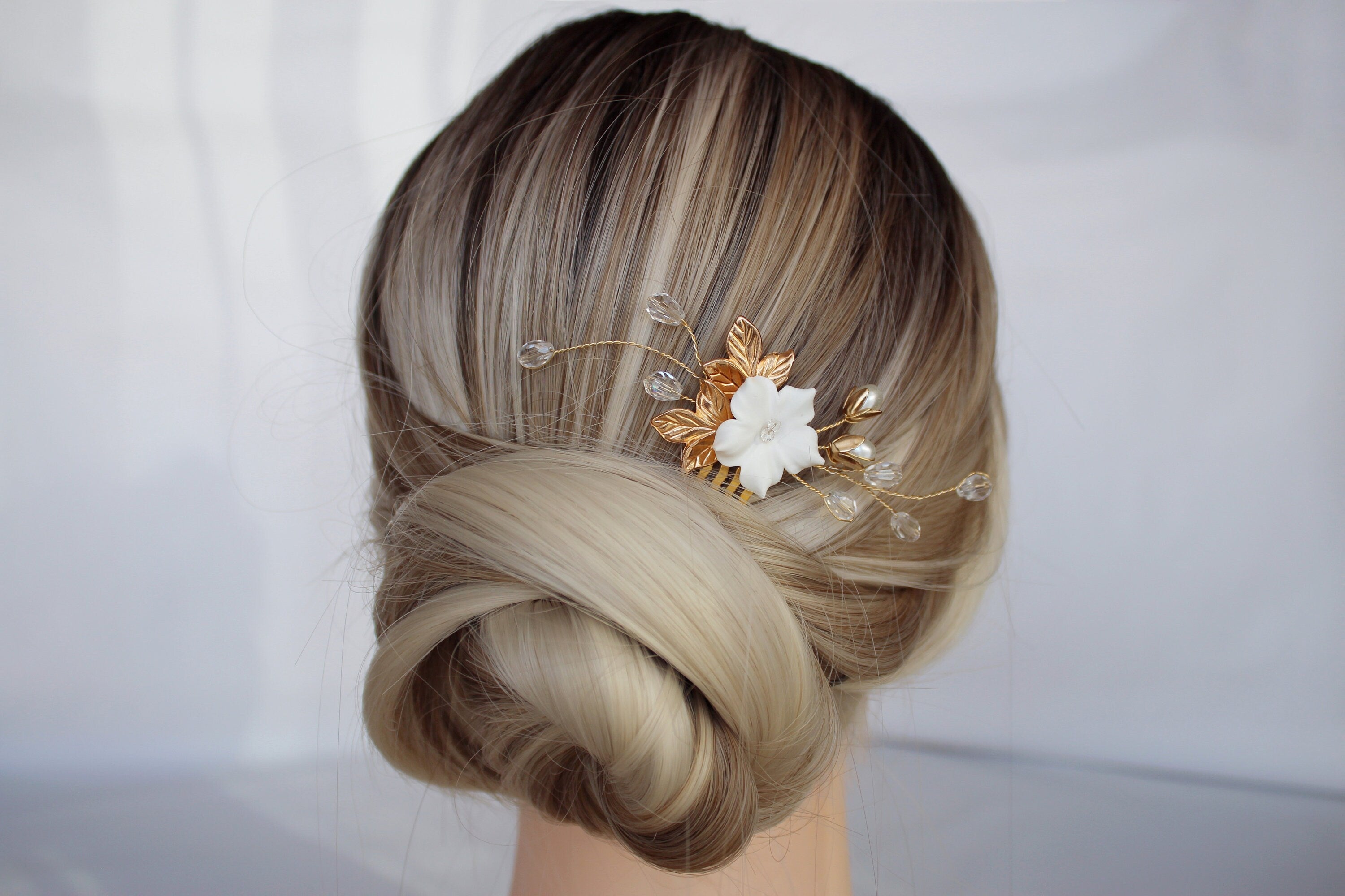 Gold Flower Wedding Hair Comb: Rhinestone Pearl Bridal Hairpiece