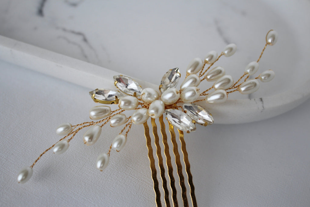 Pearl Wedding Hair Comb: Gold Bridal Hairpiece