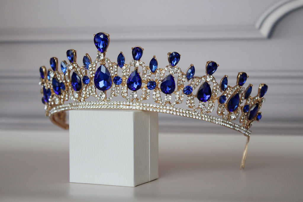 Royal Sapphire Blue Tiara Hairpiece, Light Blue Kids Princess Crown