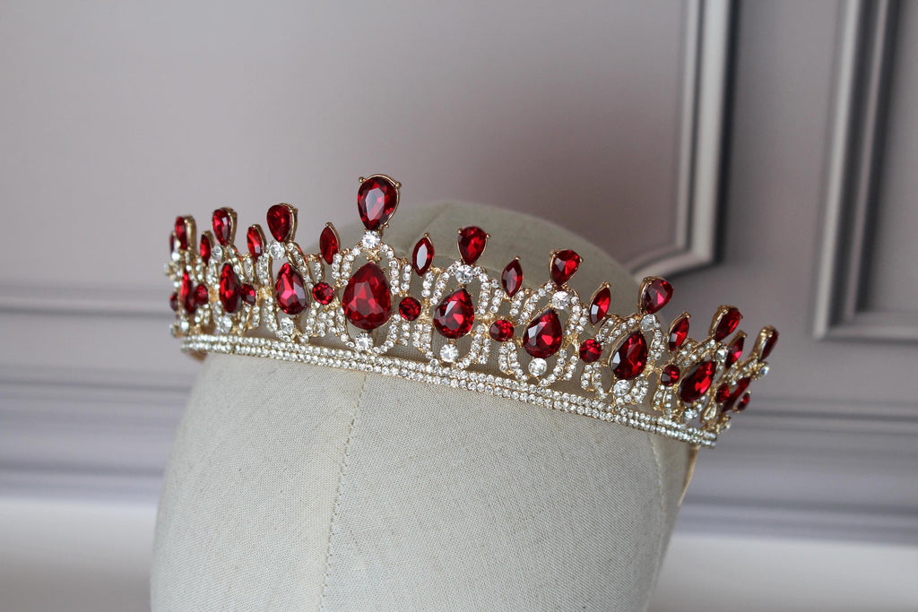 Red tiara-headpiece, Gold Quinceañera crown