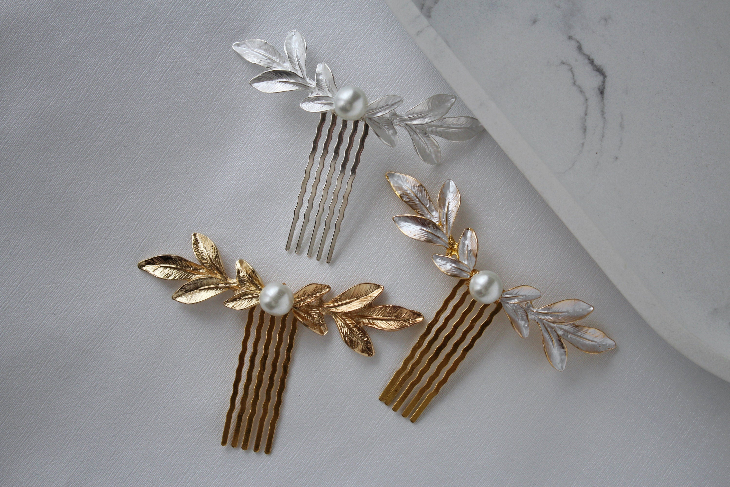 Pearl Leaf Wedding Hair Comb: Gold Bridal Hairpiece