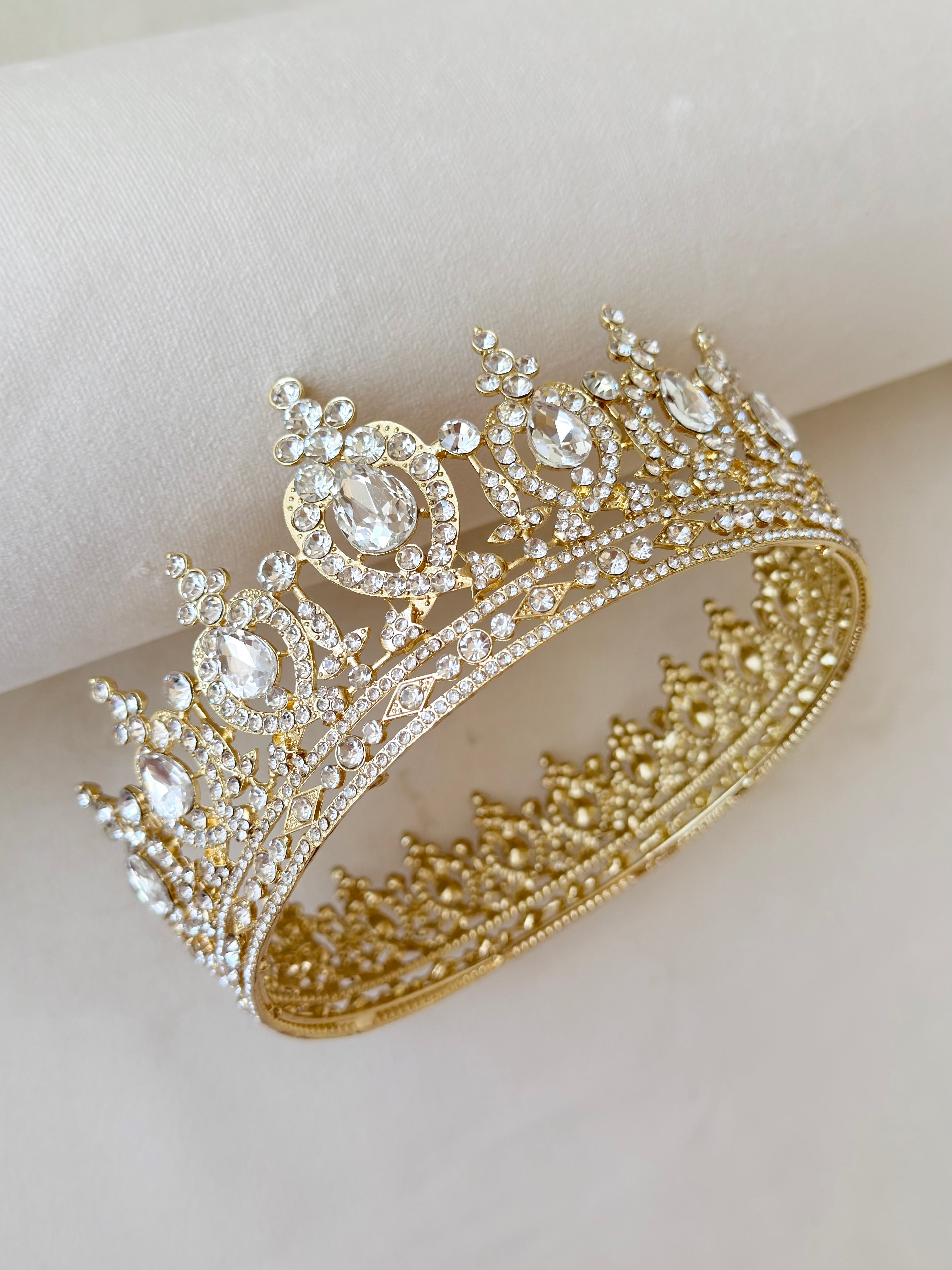 Gold Halo Crown Solara