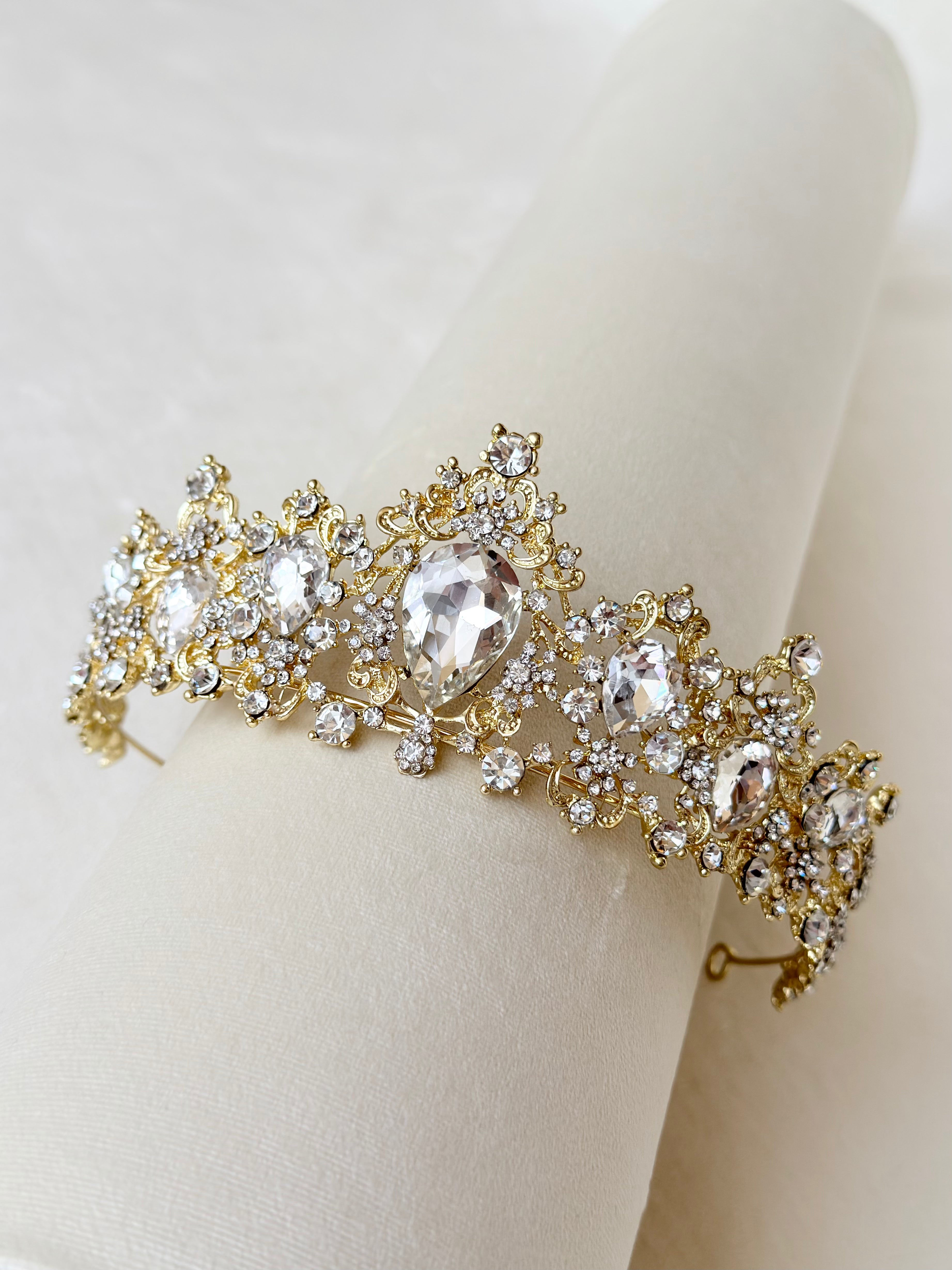 Victoria Gold Crown