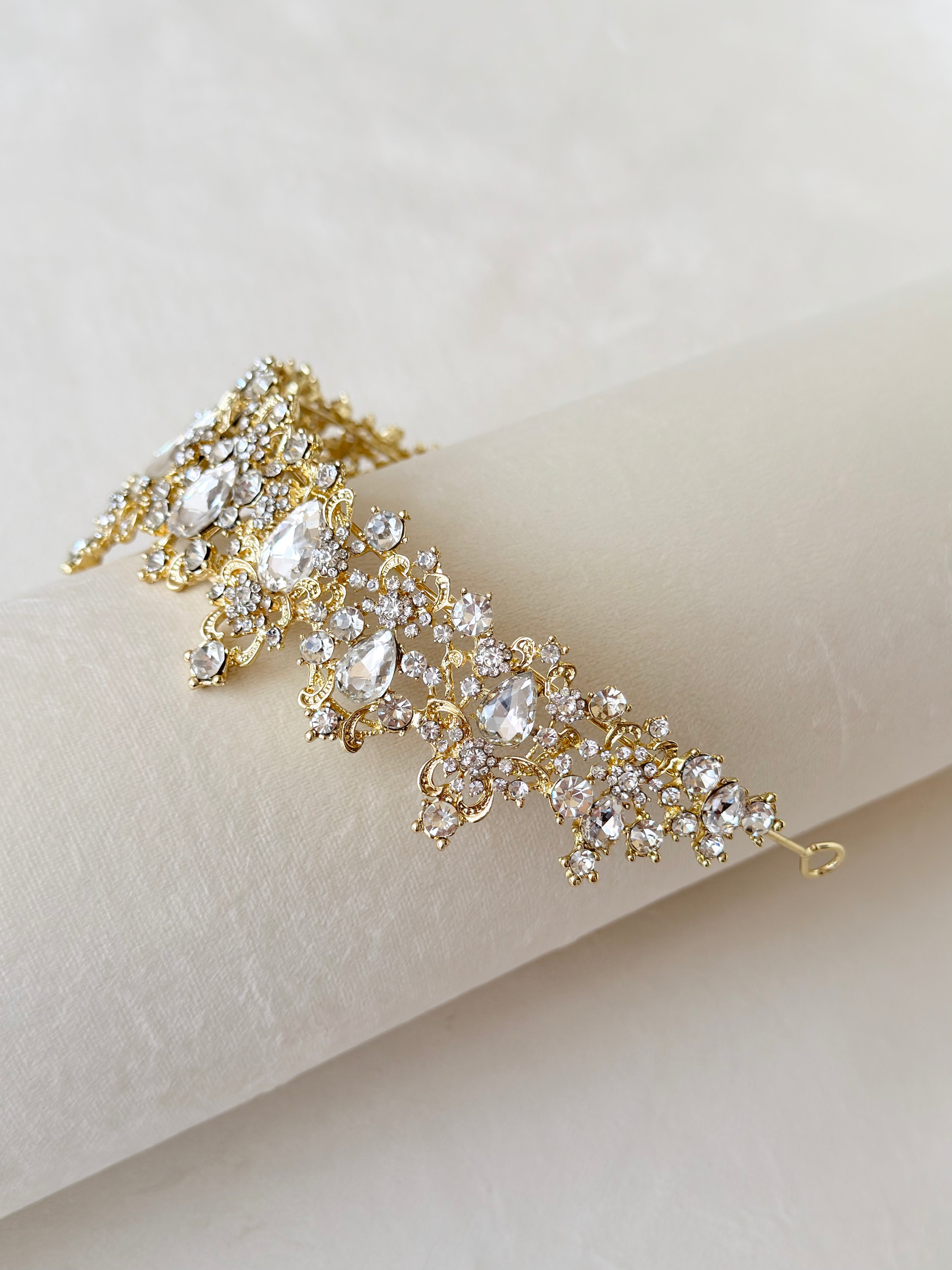 Victoria Gold Crown
