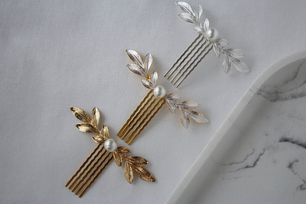 Pearl Leaf Wedding Hair Comb: Gold Bridal Hairpiece
