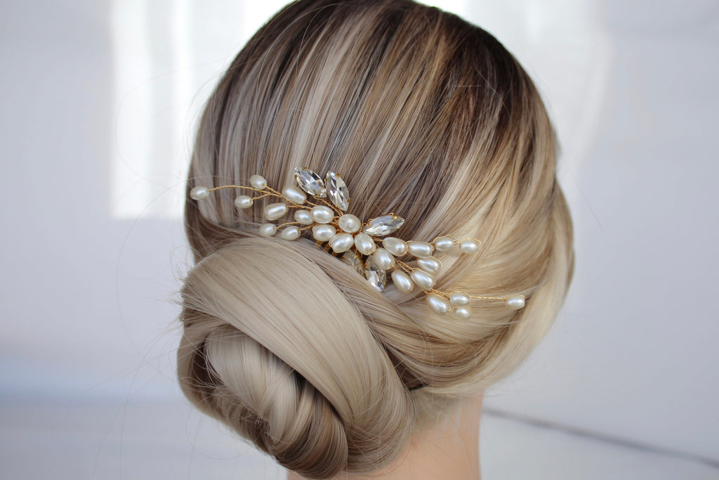 Pearl Wedding Hair Comb: Gold Bridal Hairpiece