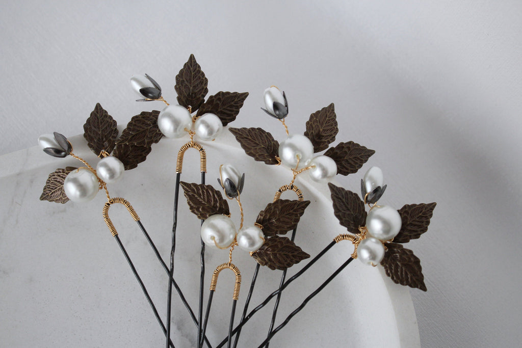 Vintage Pearl Hair Pins: Bronze Leaf Bridal Hair Accessory